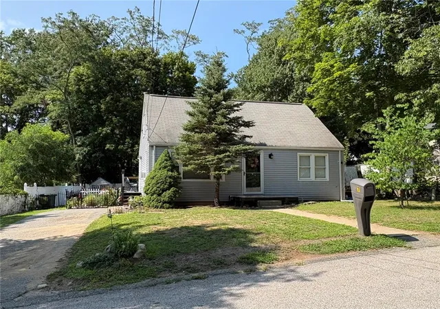 Photo 3 of Sale Pending at 7 Dexter St, Coventry, RI 02816 | MLS# 1418924 | Listing updated on 2026-08-01