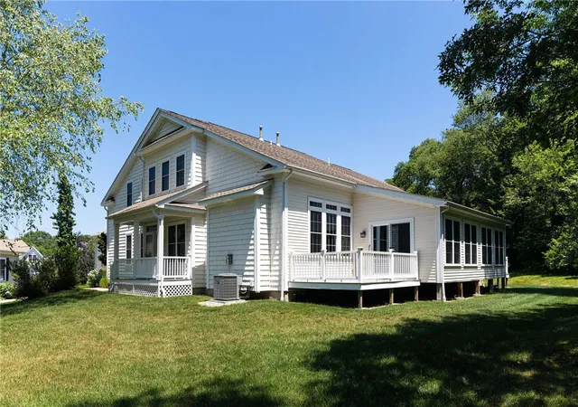 4th image of 178 Preservation Wy, South Kingstown, RI 02879 | MLS# 1418647