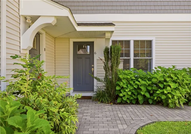 Photo 3 of Condo for sale at 94 Sandy Point Farm Rd #6, Portsmouth, RI 02871 | MLS# 1418069 | Listing updated on 2026-08-17
