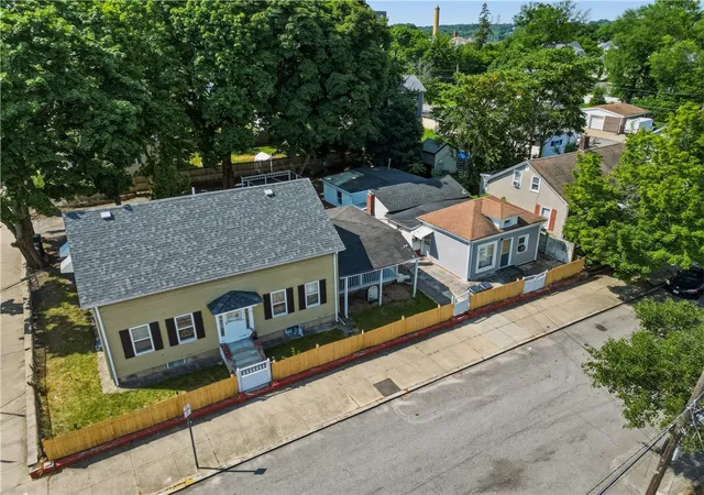 Photo 1 of Sale Pending at 127 Meadow St, Pawtucket, RI 02860 | MLS# 1418931 | Listing updated on 2026-08-10