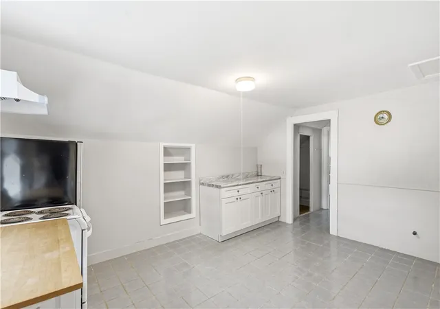 Photo 3 of Sale Pending at 127 Meadow St, Pawtucket, RI 02860 | MLS# 1418931 | Listing updated on 2026-08-10