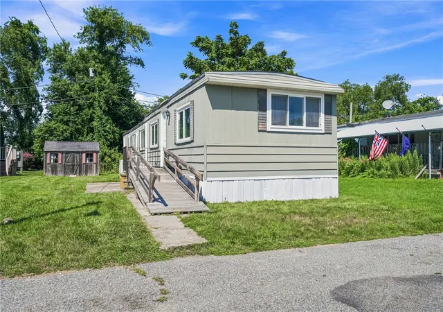 26th image of 21 Cathy Cir, Portsmouth, RI 02871 | MLS# 1418834