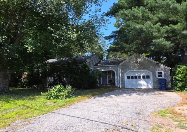 Photo 1 of Single family home for sale at 93 S Pierce Rd, East Greenwich, RI 02818 | MLS# 1419047 | Listing updated on 2026-08-24