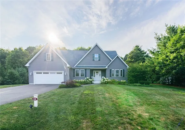 3rd image of 11 Kendall Ct, Charlestown, RI 02813 | MLS# 1419070