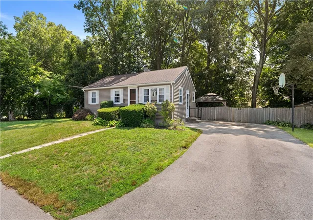 Photo 2 of Sale Pending at 52 Brentwood Ave, Warwick, RI 02886 | MLS# 1418003 | Listing updated on 2026-08-10