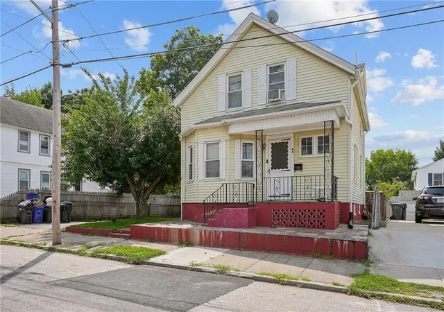 Photo 2 of Single family home for sale at 44 Winthrop Ave, Providence, RI 02908 | MLS# 1419146 | Listing updated on 2026-07-28