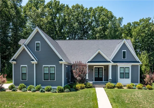 1st image of 9 Cardinal Hill Ln, Smithfield, RI 02917 | MLS# 1419145