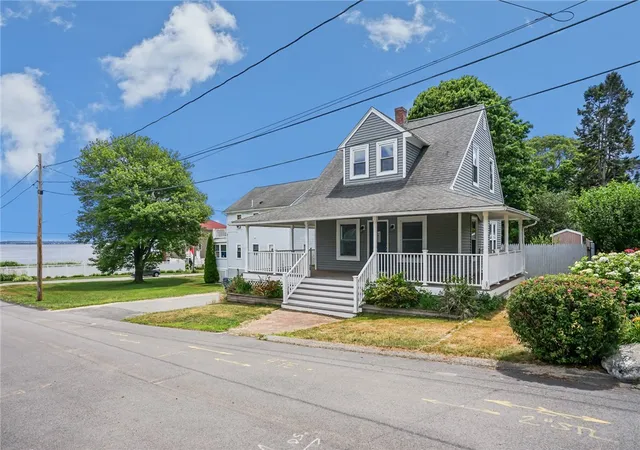 1st image of 34 Chapin Ave, Warwick, RI 02889 | MLS# 1418926