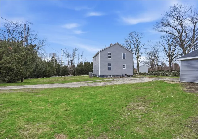 38th image of 188 Greene Ln, Middletown, RI 02842 | MLS# 1419164