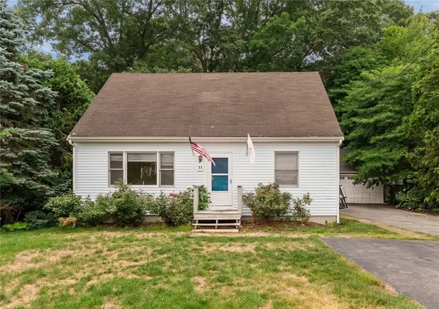 1st image of 11 Pawtucket Ave, Bristol, RI 02809 | MLS# 1419163