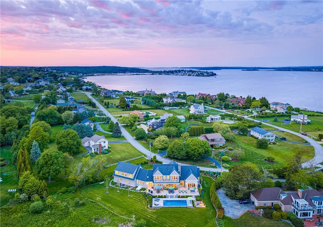 3rd image of 71 Cliff Dr, Narragansett, RI 02882 | MLS# 1419168