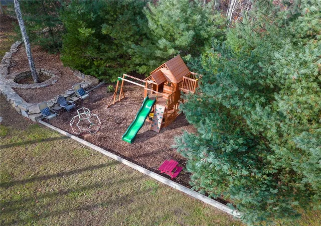 40th image of 262 North Rd, Hopkinton, RI 02833 | MLS# 1419116