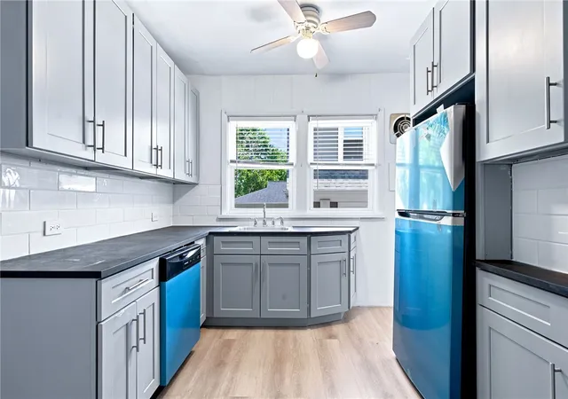 2nd image of 102 Overhill Rd, Providence, RI 02906 | MLS# 1419031