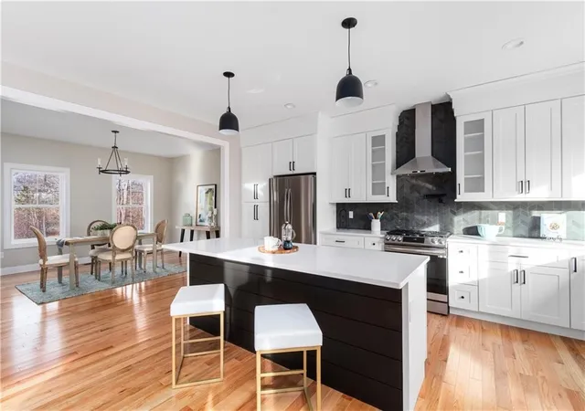4th image of 15 Dawsons Cir, South Kingstown, RI 02879 | MLS# 1419191