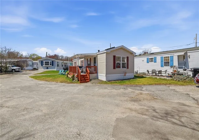 Photo 20 of Sale Pending at 27 Woodward Rd, Lincoln, RI 02865 | MLS# 1418727 | Listing updated on 2026-07-29