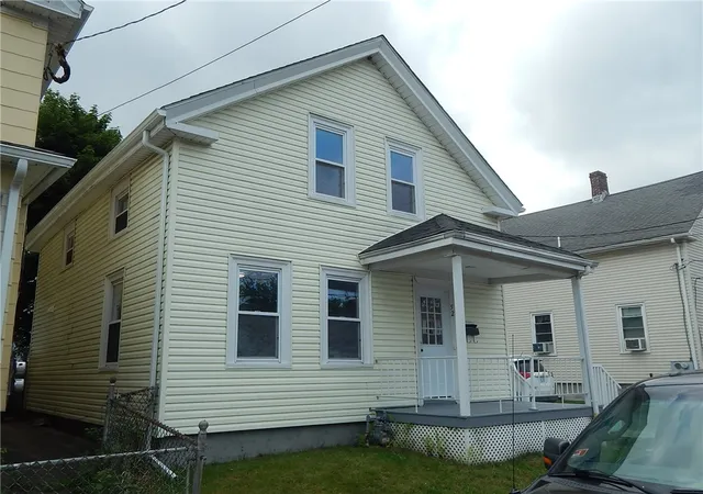 3rd image of 52 Hillwood St, Cranston, RI 02920 | MLS# 1419213