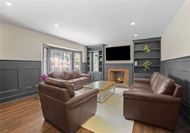 5th image of 254 Mount Pleasant Ave, Providence, RI 02908 | MLS# 1419186
