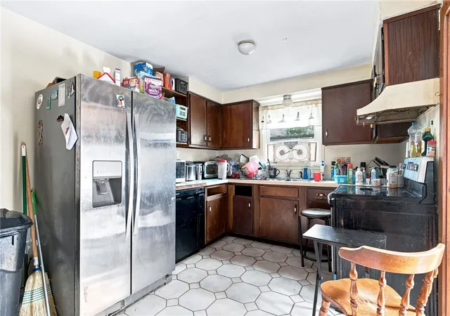 Photo 4 of Sale Pending at 23 Hornbeam Dr, Cranston, RI 02921 | MLS# 1419055 | Listing updated on 2026-08-16