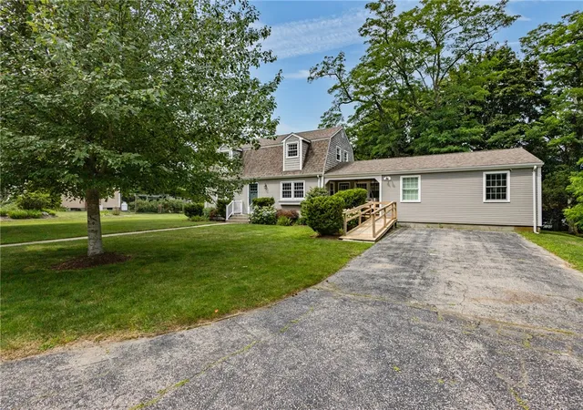 Photo 41 of Sale Pending at 7 Heritage Rd, Bristol, RI 02809 | MLS# 1419200 | Listing updated on 2026-08-10