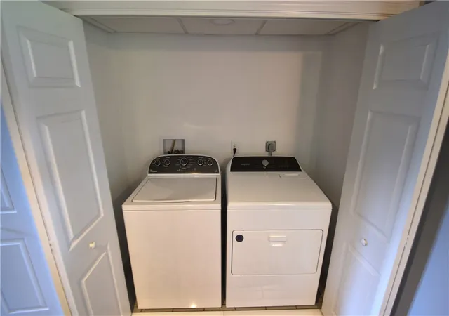Photo 45 of Single family home for sale at 33 Glendale Rd, Narragansett, RI 02882 | MLS# 1419278 | Listing updated on 2026-08-09