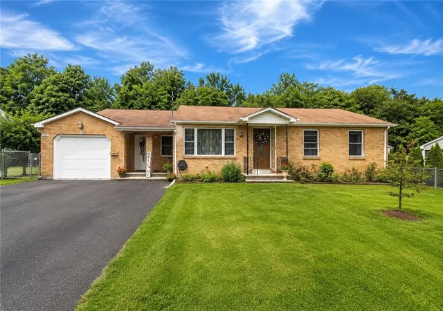 Photo 1 of Single family home for sale at 204 Knollwood Dr, Woonsocket, RI 02895 | MLS# 1419056 | Listing updated on 2026-09-01