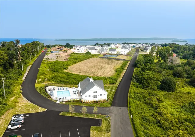 1st image of 25 Bunker Hill Xing, Portsmouth, RI 02871 | MLS# 1419307