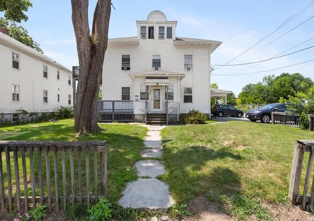 4th image of 82 Pond St, West Warwick, RI 02893 | MLS# 1419151