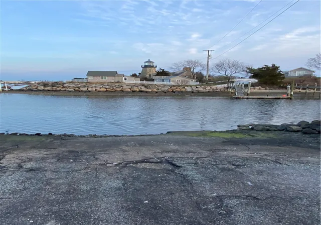19th image of 46 Sherman Rd, Wakefield, RI 02879 | MLS# 1419314