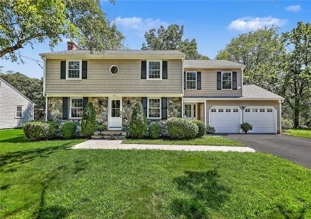 1st image of 1 Cheshire Dr, Barrington, RI 02806 | MLS# 1419320