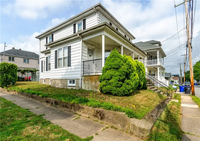 Photo 3 of Sale Pending at 117 Orchard St, East Providence, RI 02914 | MLS# 1418660 | Listing updated on 2026-08-31