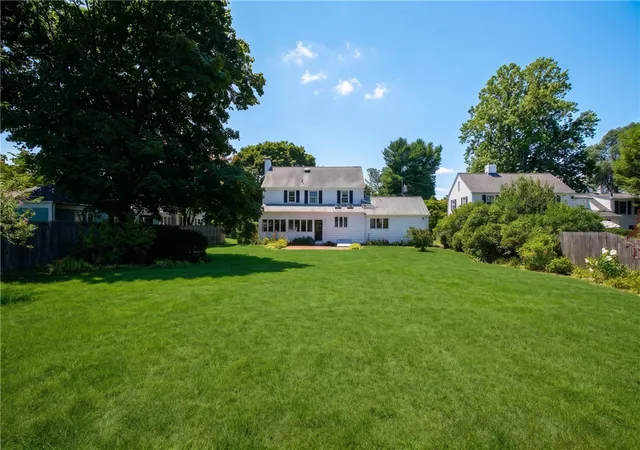 37th image of 20 Drowne Pkwy, East Providence, RI 02916 | MLS# 1419040
