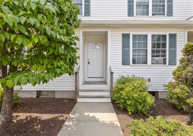 1st image of 148 Samuel Ave, Pawtucket, RI 02860 | MLS# 1407110