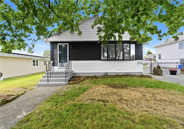 1st image of 216 Toledo Ave, Pawtucket, RI 02860 | MLS# 1419365