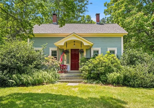 Photo 1 of Single family home for sale at 362 Abbott Run Valley Rd, Cumberland, RI 02864 | MLS# 1419372 | Listing updated on 2026-08-24