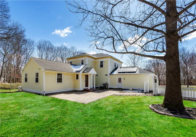 Photo 2 of Single family home for sale at 73 Nottingham Dr, Hope, RI 02831 | MLS# 1419382 | Listing updated on 2026-08-19