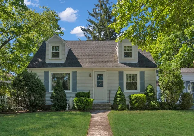 30th image of 216 Riverside Ave, Warwick, RI 02889 | MLS# 1419347