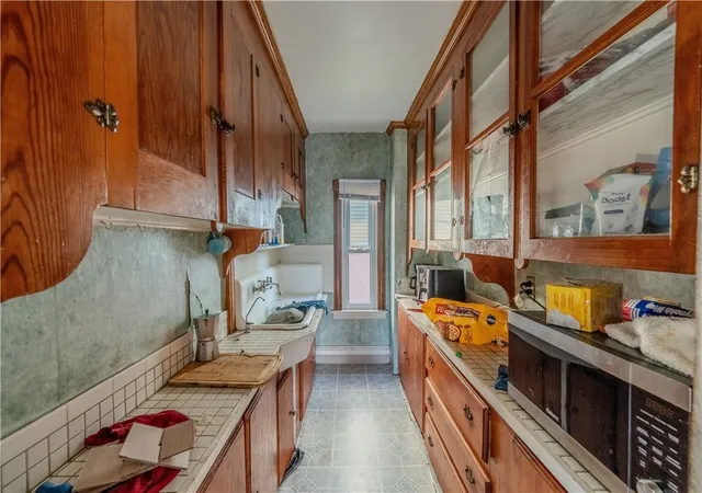 Photo 3 of Sale Pending at 117 Gray St, Providence, RI 02909 | MLS# 1419256 | Listing updated on 2026-08-17