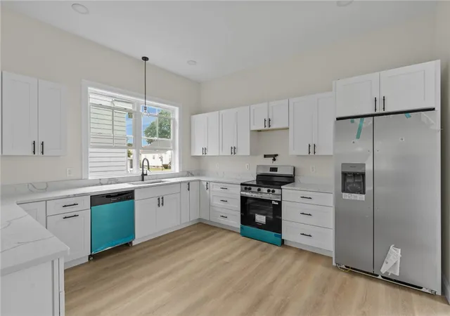 Photo 5 of Single family home for sale at 80 Packard St, Cranston, RI 02910 | MLS# 1419388 | Listing updated on 2026-08-30