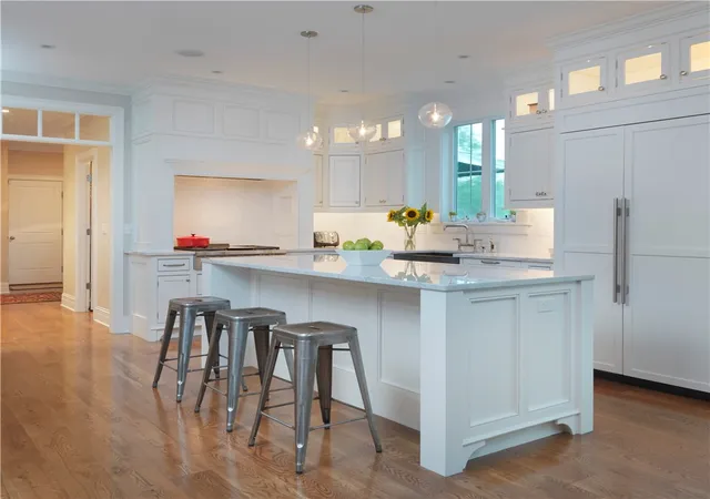 Photo 2 of Single family home for sale at 01 Highland Woods Dr, East Greenwich, RI 02818 | MLS# 1419389 | Listing updated on 2026-08-10