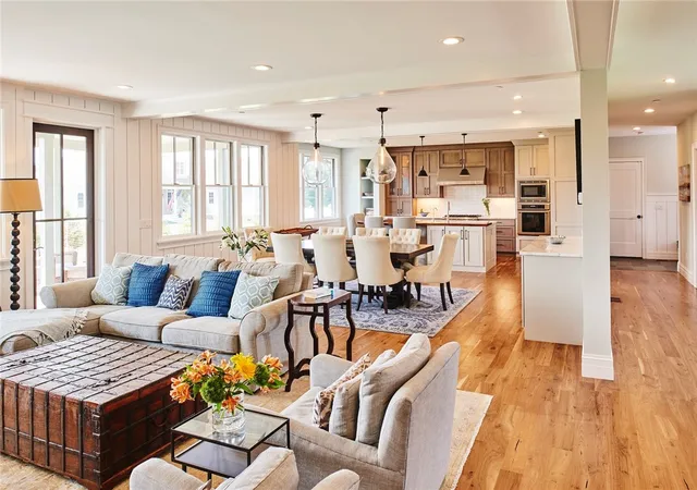 Photo 2 of Single family home for sale at 03 Highland Woods Dr, East Greenwich, RI 02818 | MLS# 1419396 | Listing updated on 2026-08-10