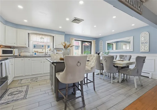 3rd image of 33 Scott Dr, East Providence, RI 02915 | MLS# 1418901