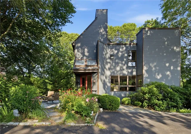 3rd image of 19 Littlebrook Rd, Westerly, RI 02891 | MLS# 1419387