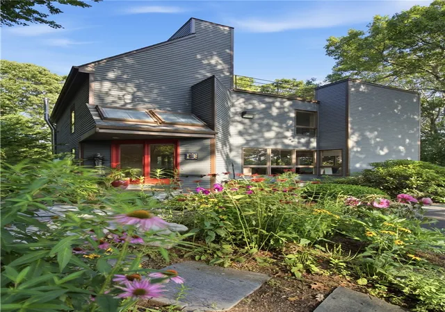 4th image of 19 Littlebrook Rd, Westerly, RI 02891 | MLS# 1419387