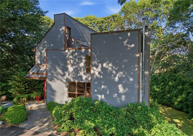 5th image of 19 Littlebrook Rd, Westerly, RI 02891 | MLS# 1419387