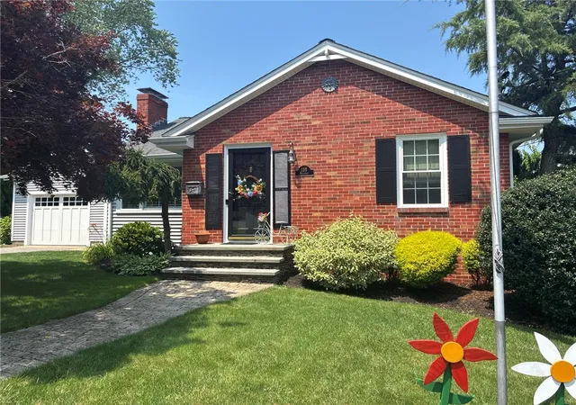 Photo 1 of Sale Pending at 135 Mulberry Rd, Bristol, RI 02809 | MLS# 1418650 | Listing updated on 2026-08-04