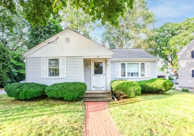 Photo 1 of Single family home for sale at 29 Edward Ave, Rumford, RI 02916 | MLS# 1419361 | Listing updated on 2026-08-01