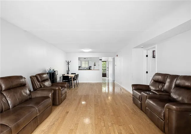 3rd image of 650 Greenwich Ave #6-204, West Warwick, RI 02893 | MLS# 1419418