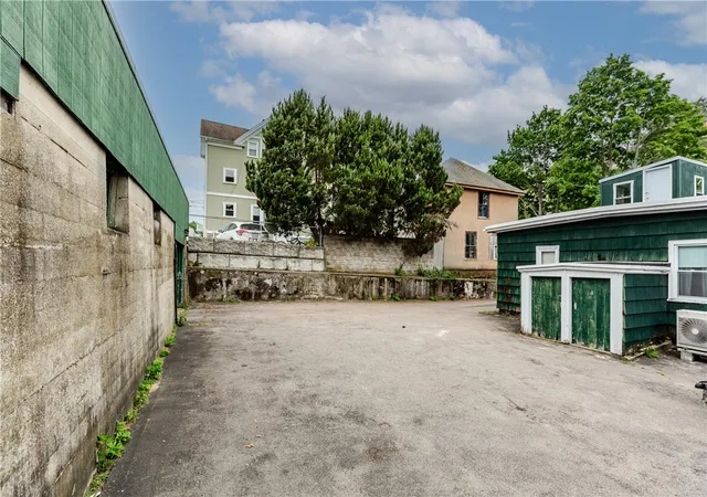 4th image of 60 Greene St, Woonsocket, RI 02895 | MLS# 1419440