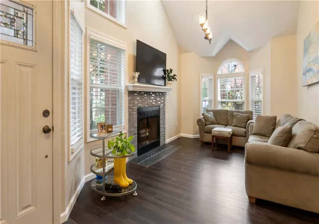 3rd image of 626 Smithfield Rd #201, North Providence, RI 02904 | MLS# 1419313