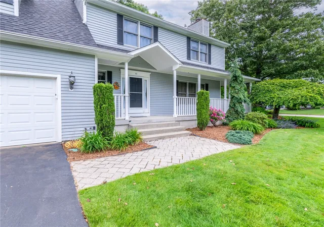 3rd image of 63 Derbyshire Dr, Cranston, RI 02921 | MLS# 1419455